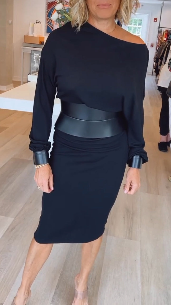 📦📦LAST DAY SAVE 49% ⏰Womens Round Neck Solid Color Dress Waist Cover (Free belt included)